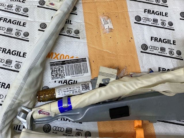 bontott VW TIGUAN Jobb első Függöny Légzsák