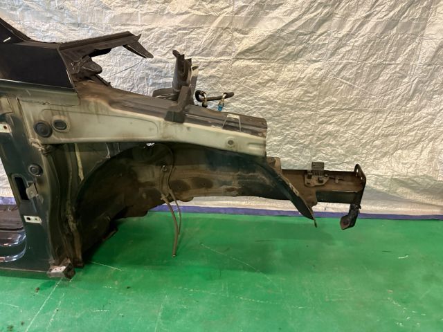 bontott VW TIGUAN Jobb első Negyed Karosszéria Csomag