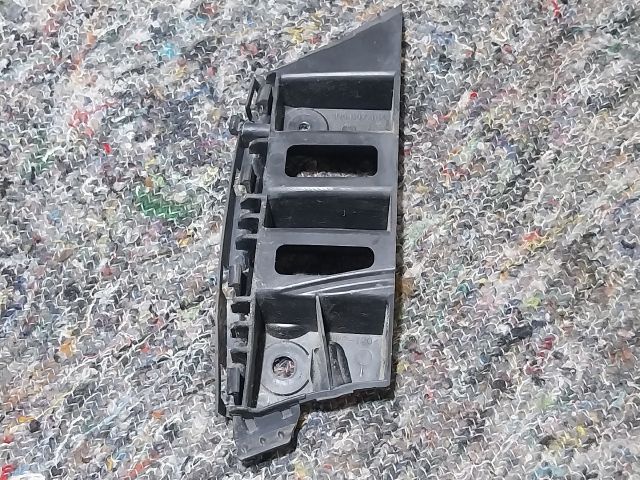 bontott VW TIGUAN Jobb első Oldal Lökhárító Tartó (Műanyag)