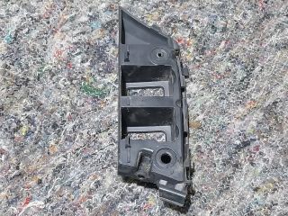 bontott VW TIGUAN Jobb első Oldal Lökhárító Tartó (Műanyag)