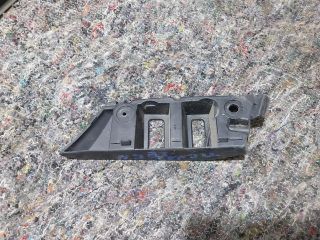 bontott VW TIGUAN Jobb első Oldal Lökhárító Tartó (Műanyag)