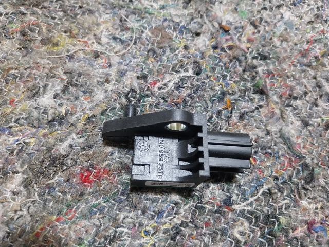 bontott VW TIGUAN Jobb első Oldal Ütközés Érzékelő