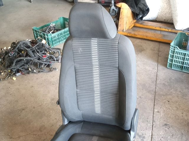 bontott VW TIGUAN Jobb első Ülés