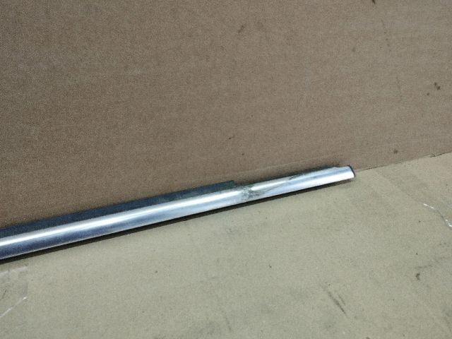 bontott VW TIGUAN Jobb első Vízlehúzó Gumicsík