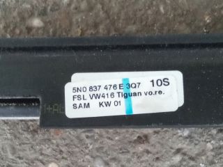 bontott VW TIGUAN Jobb első Vízlehúzó Gumicsík