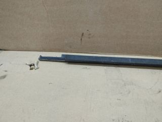 bontott VW TIGUAN Jobb első Vízlehúzó Gumicsík