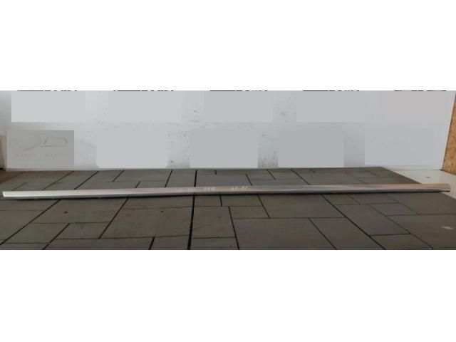 bontott VW TIGUAN Jobb első Vízlehúzó Gumicsík