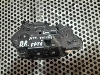 bontott VW TIGUAN Jobb első Zsanér