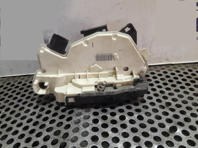 bontott VW TIGUAN Jobb első Zsanér