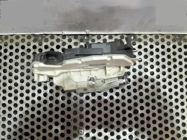 bontott VW TIGUAN Jobb első Zsanér