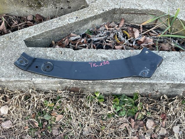 bontott VW TIGUAN Jobb Felső Homlokfal