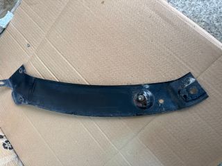 bontott VW TIGUAN Jobb Fényszóró Tartó