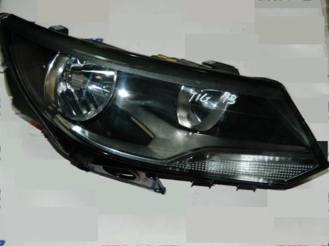 bontott VW TIGUAN Jobb Fényszóró