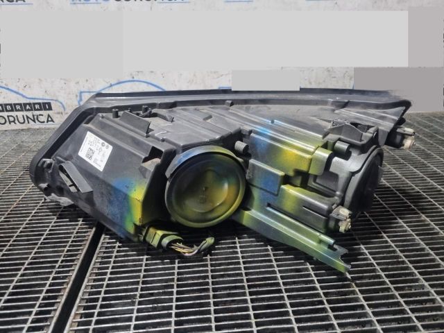 bontott VW TIGUAN Jobb Fényszóró