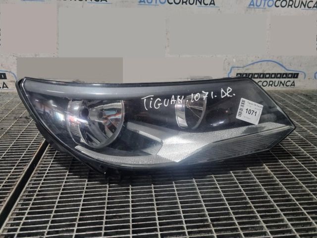 bontott VW TIGUAN Jobb Fényszóró