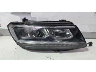 bontott VW TIGUAN Jobb Fényszóró
