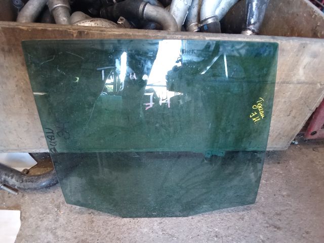 bontott VW TIGUAN Jobb hátsó Ablak