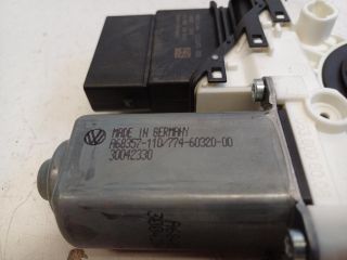 bontott VW TIGUAN Jobb hátsó Ablakemelő Motor