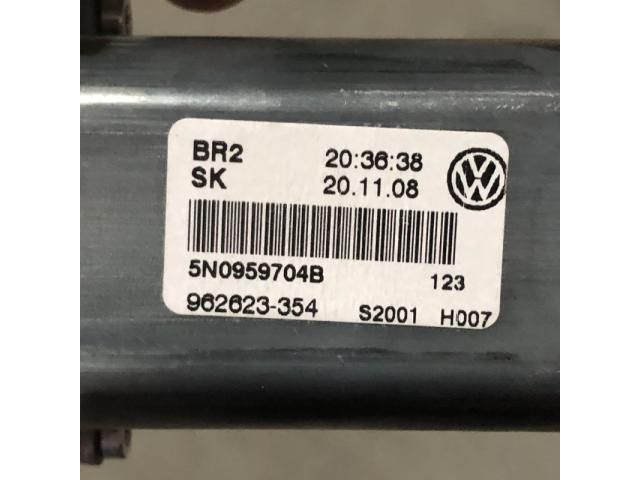 bontott VW TIGUAN Jobb hátsó Ablakemelő Motor
