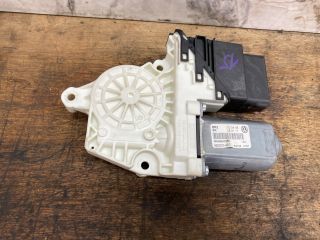 bontott VW TIGUAN Jobb hátsó Ablakemelő Motor