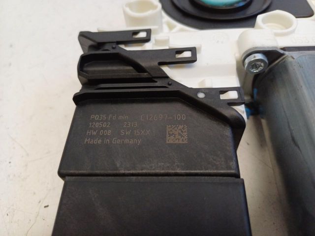 bontott VW TIGUAN Jobb hátsó Ablakemelő Motor