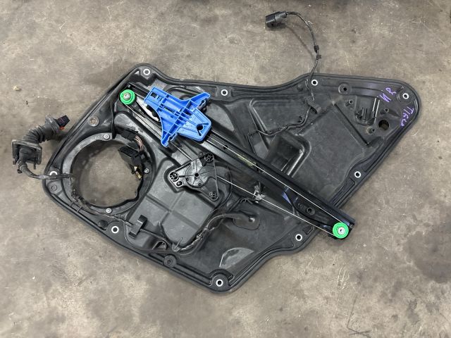 bontott VW TIGUAN Jobb hátsó Ablakemelő Szerkezet (Elektromos)