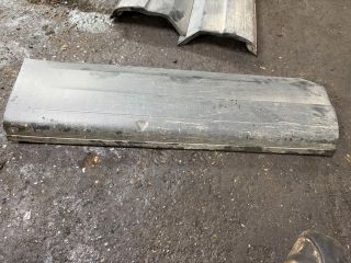 bontott VW TIGUAN Jobb hátsó Ajtó Díszléc