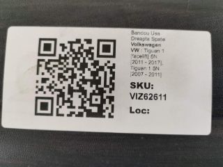 bontott VW TIGUAN Jobb hátsó Ajtó Díszléc