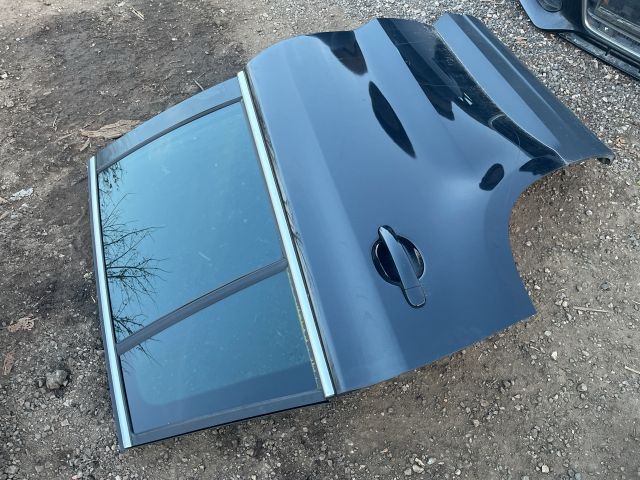 bontott VW TIGUAN Jobb hátsó Ajtó (Részeivel)