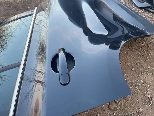 bontott VW TIGUAN Jobb hátsó Ajtó (Részeivel)