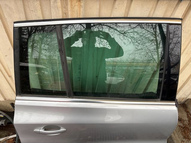 bontott VW TIGUAN Jobb hátsó Ajtó (Részeivel)