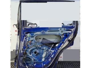 bontott VW TIGUAN Jobb hátsó Ajtó (Üres lemez)