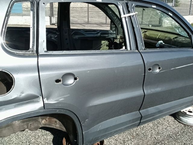 bontott VW TIGUAN Jobb hátsó Ajtó (Üres lemez)