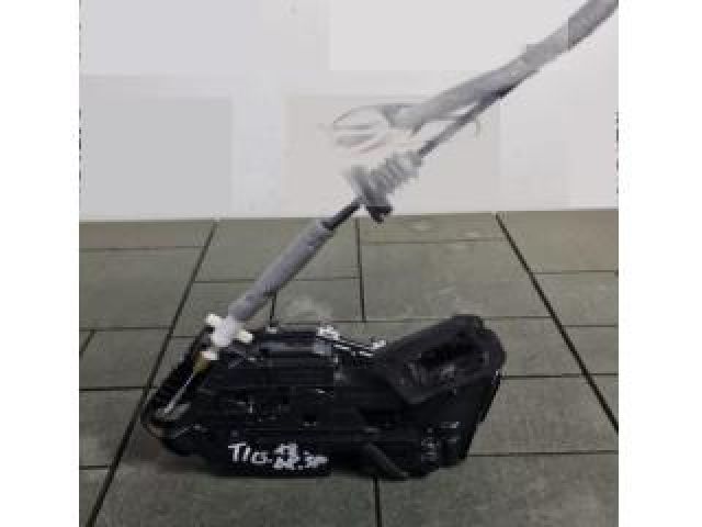 bontott VW TIGUAN Jobb hátsó Ajtózár