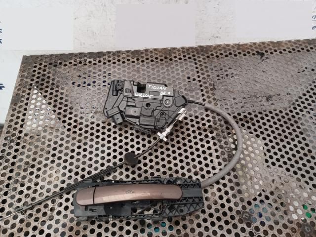 bontott VW TIGUAN Jobb hátsó Ajtózár