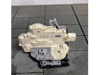 bontott VW TIGUAN Jobb hátsó Ajtózár