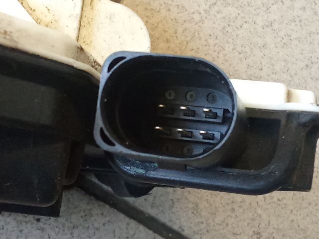 bontott VW TIGUAN Jobb hátsó Ajtózár