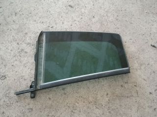 bontott VW TIGUAN Jobb hátsó Fixüveg (Ajtóban)