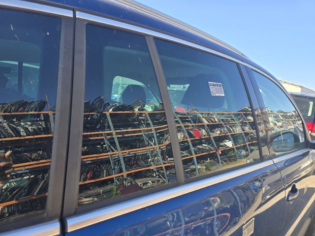 bontott VW TIGUAN Jobb hátsó Fixüveg (Ajtóban)