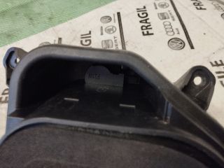 bontott VW TIGUAN Jobb Hátsó Lámpa Foglalat