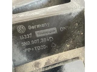 bontott VW TIGUAN Jobb hátsó Lökhárító Tartó (Műanyag)