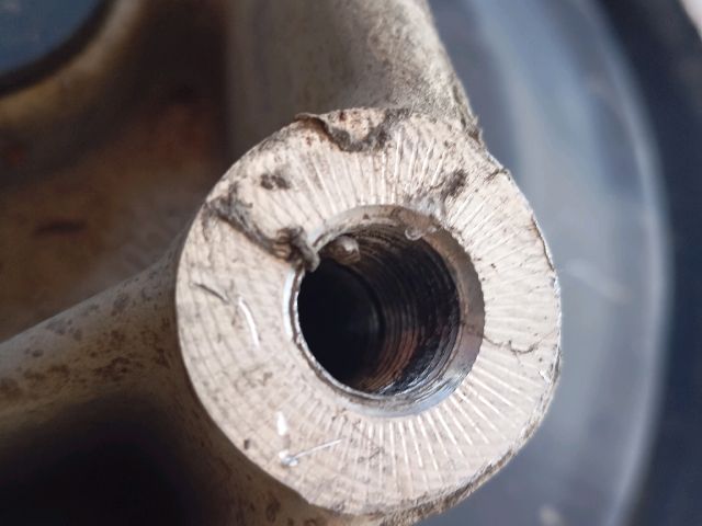 bontott VW TIGUAN Jobb hátsó Tengelycsonk