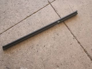 bontott VW TIGUAN Jobb hátsó Vízlehúzó Gumicsík