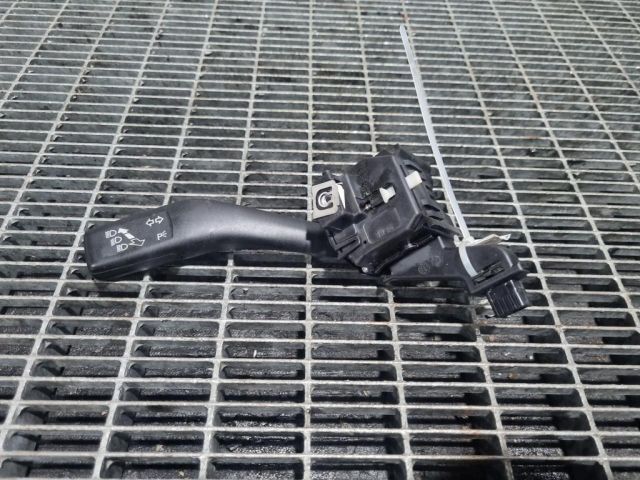 bontott VW TIGUAN Jobb Kormánykapcsoló Ablaktörlő