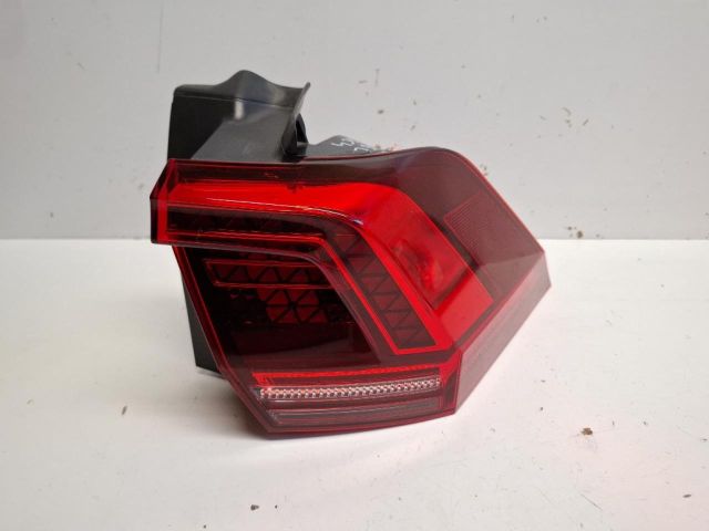 bontott VW TIGUAN Jobb Külső Hátsó Lámpa