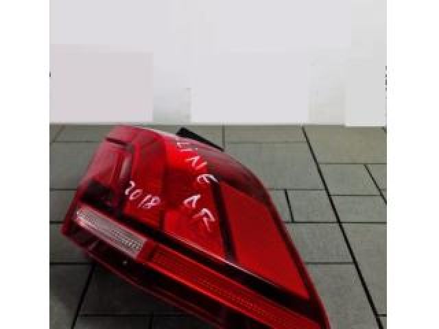 bontott VW TIGUAN Jobb Külső Hátsó Lámpa