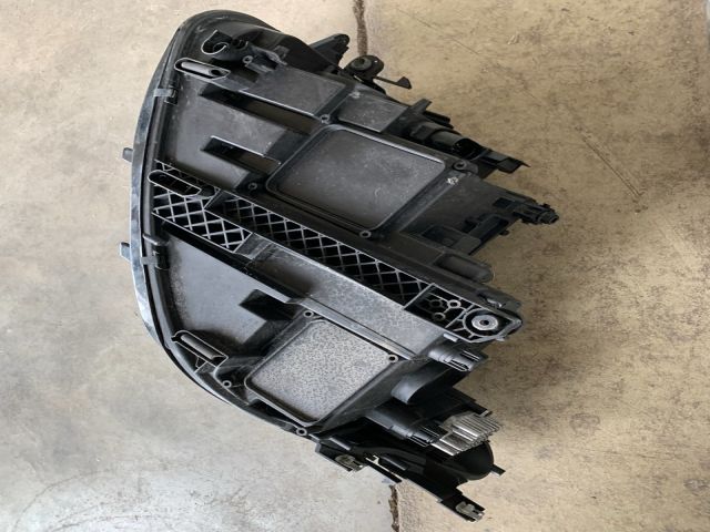 bontott VW TIGUAN Jobb Ledes Fényszóró