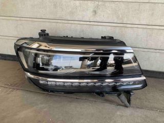 bontott VW TIGUAN Jobb Ledes Fényszóró