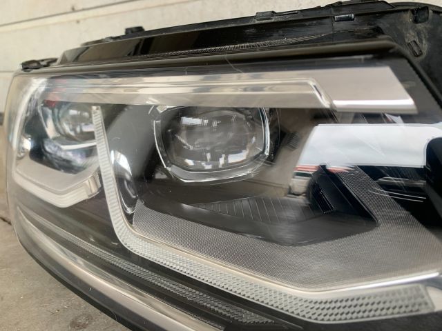 bontott VW TIGUAN Jobb Ledes Fényszóró