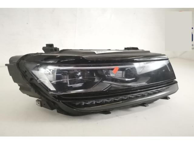 bontott VW TIGUAN Jobb Ledes Fényszóró